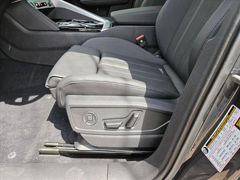 New 2025 Audi Q5 Premium Plus w/ Premium Plus image 4