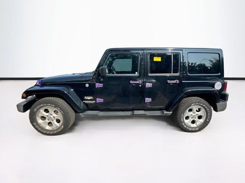 Used 2014 Jeep Wrangler Unlimited Sahara w/ Max Tow Package AWD/4WD image 4