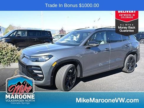 New 2026 Volkswagen Tiguan SE R-Line image 3