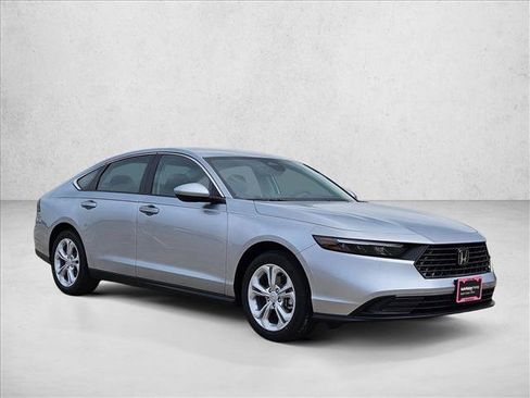 New 2026 Honda Accord LX image 7
