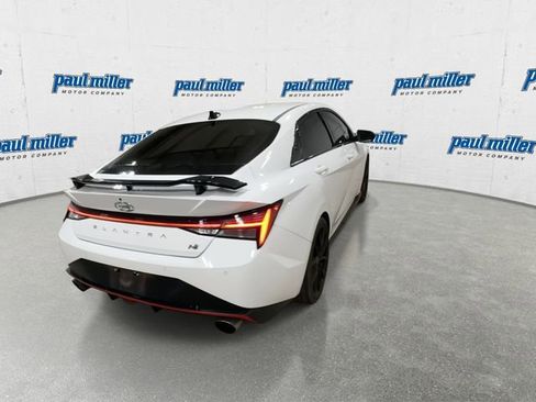 Used 2023 Hyundai Elantra N Base image 10