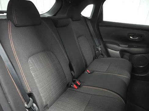 Used 2024 Honda HR-V Sport image 17
