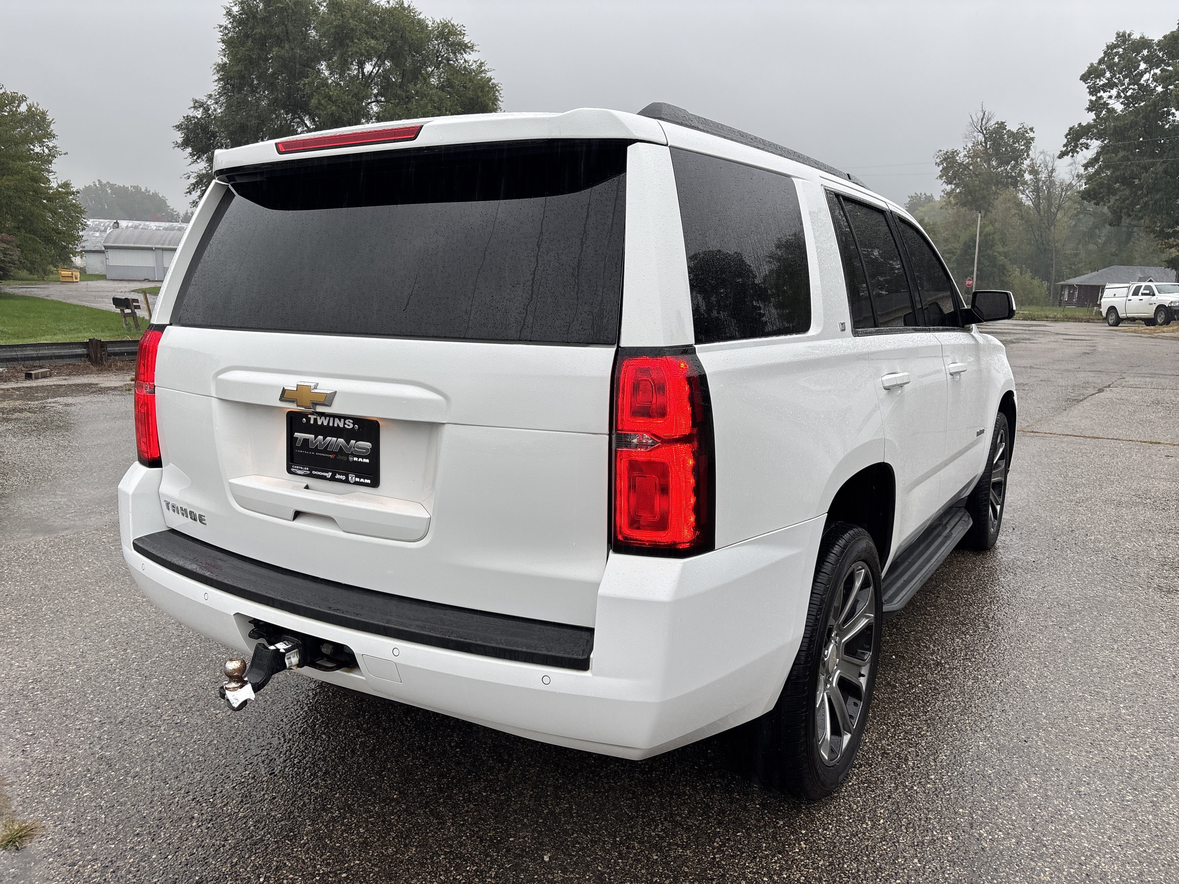 Used 2018 Chevrolet Tahoe LT AWD/4WD image 3