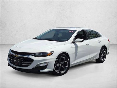 Used 2023 Chevrolet Malibu LT FWD image 2