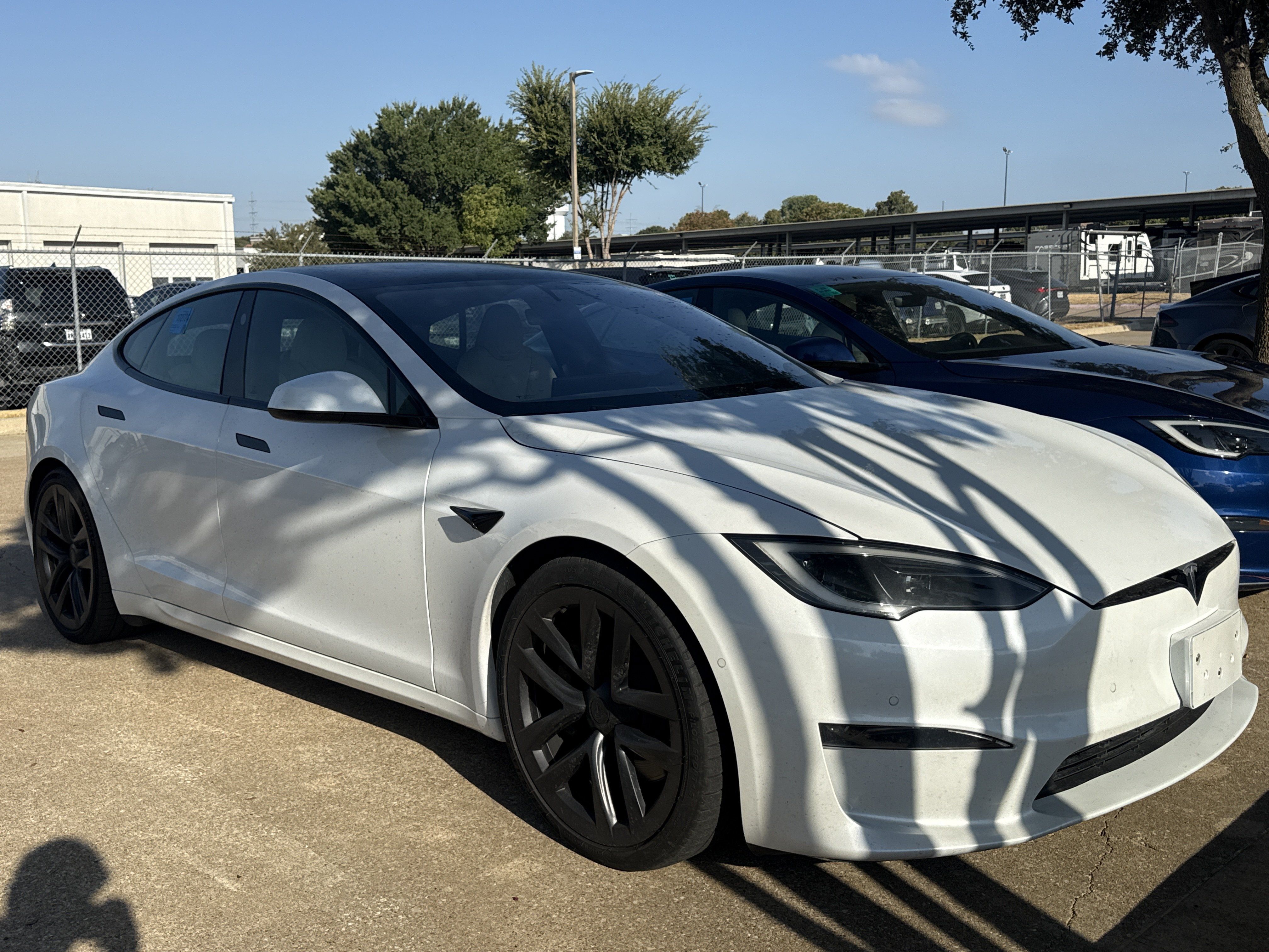 Used 2022 Tesla Model S Plaid AWD/4WD image 2
