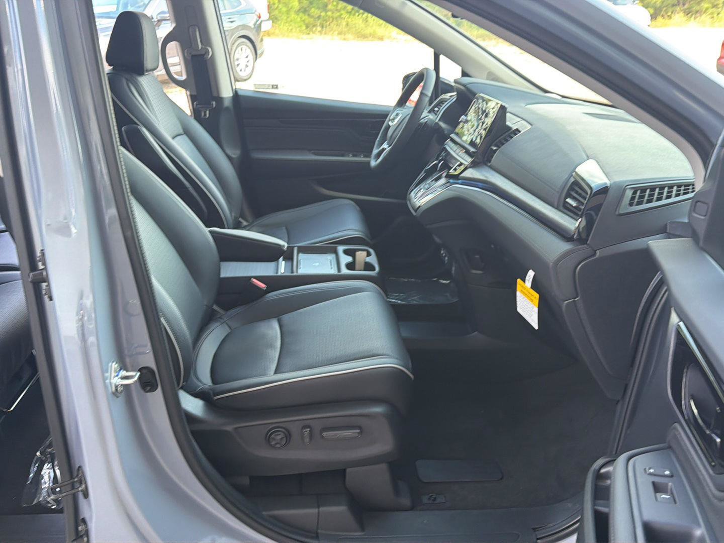 New 2026 Honda Odyssey Elite image 14