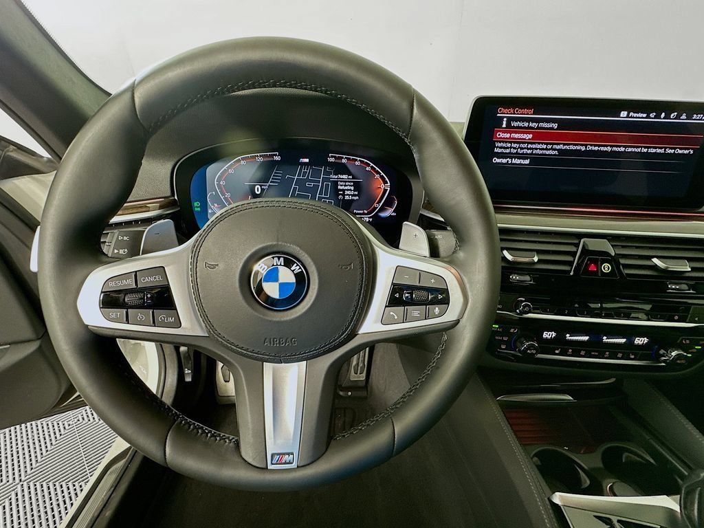 Used 2022 BMW 540i xDrive w/ Executive Package AWD/4WD image 11