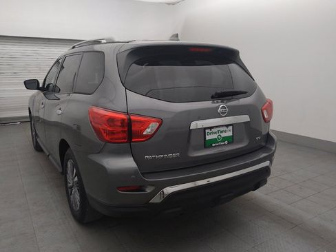 Used 2020 Nissan Pathfinder SV FWD image 5