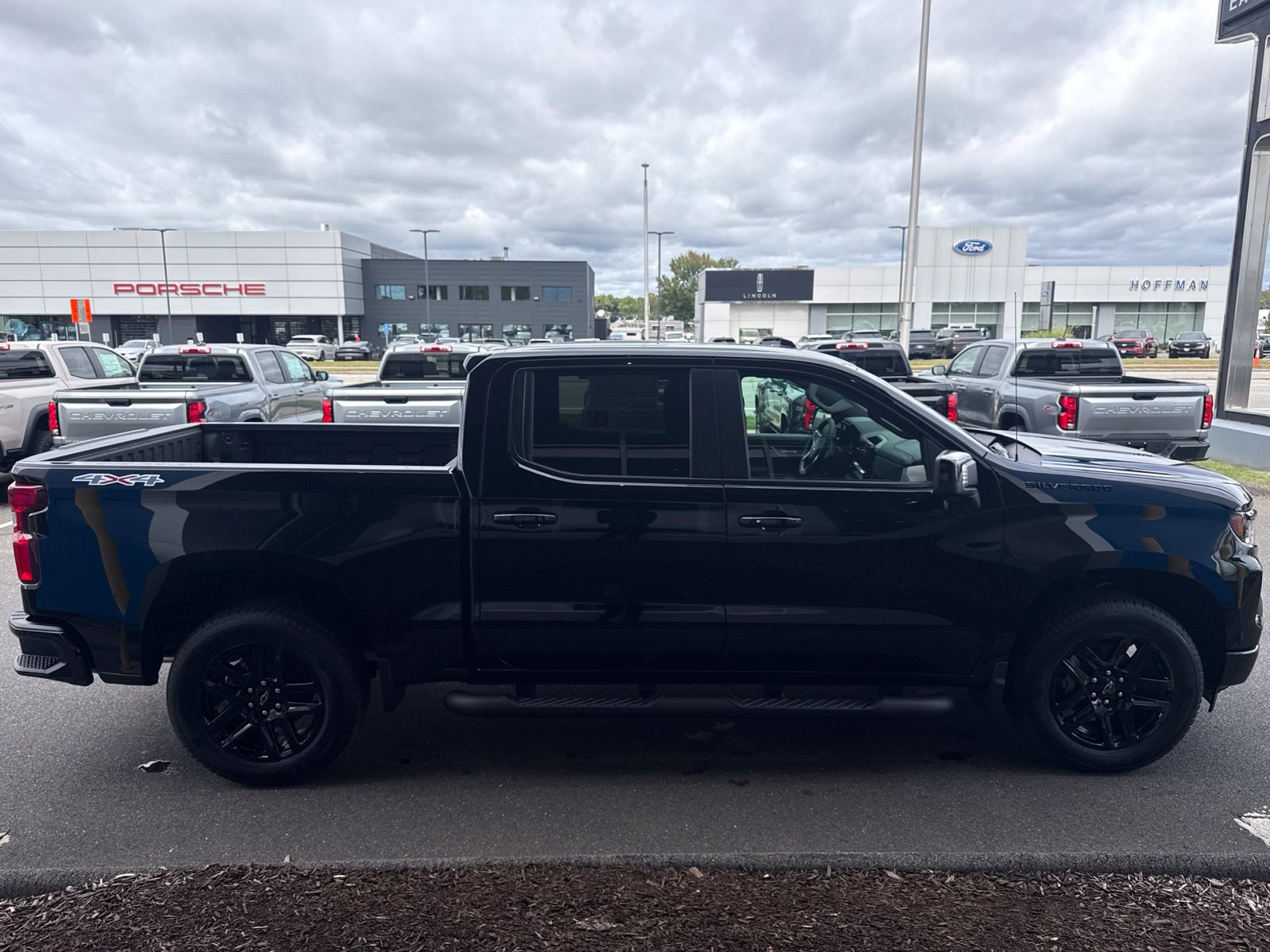 New 2026 Chevrolet Silverado 1500 RST w/ RST All Star Premium Package AWD/4WD image 5