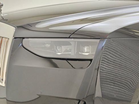 Used 2025 Rolls-Royce Ghost AWD/4WD image 8