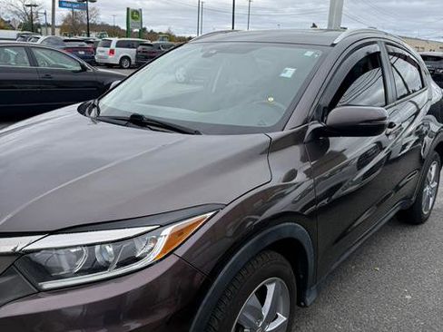 Used 2019 Honda HR-V EX-L image 3