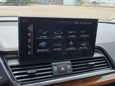 Used 2021 Audi Q5 Premium Plus image 37