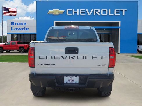 Used 2022 Chevrolet Colorado ZR2 w/ ZR2 Dusk Special Edition AWD/4WD image 5