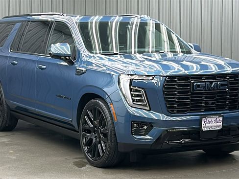 Used 2025 GMC Yukon XL Denali Ultimate image 7
