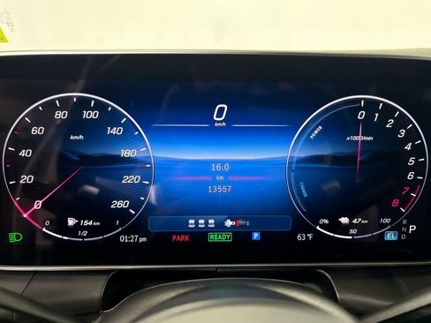 Used 2025 Mercedes-Benz GLC 350e 4MATIC w/ AMG Line image 14