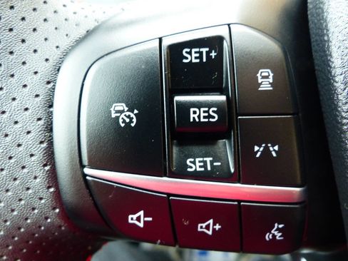 Used 2025 Ford Escape ST-Line w/ Tech Pack #1 image 25