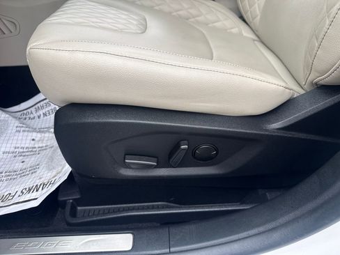 Used 2024 Ford Edge Titanium w/ Equipment Group 301A AWD/4WD image 31