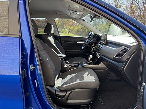 Used 2023 Kia Seltos LX image 24