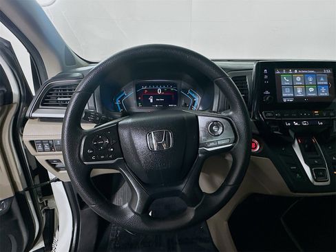 Used 2019 Honda Odyssey EX image 8