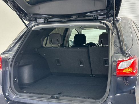 Used 2020 Chevrolet Equinox LS FWD image 8