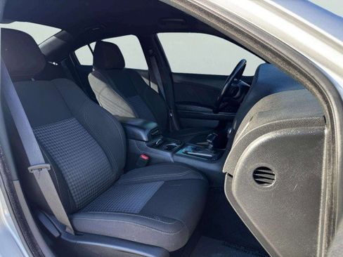 Used 2021 Dodge Charger SXT w/ Blacktop Package image 44