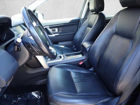 Used 2019 Land Rover Discovery Sport HSE AWD/4WD image 13
