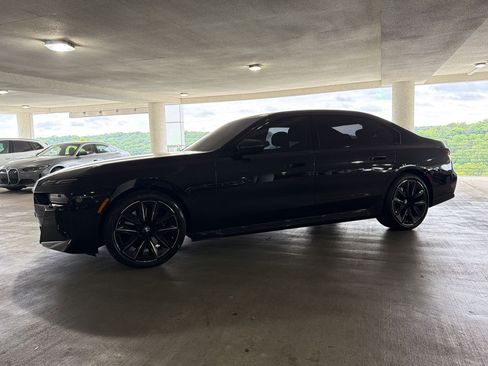 Certified 2023 BMW 740i w/ Parking Assistance Package RWD image 11