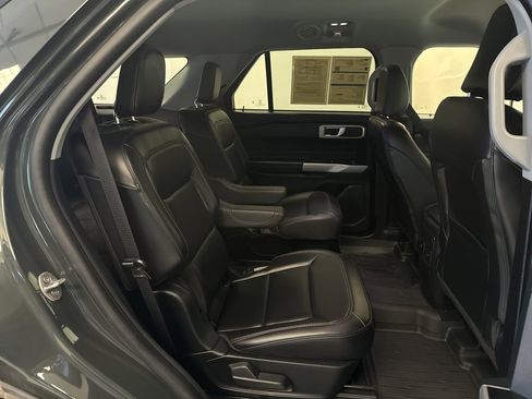 Certified 2023 Ford Explorer XLT w/ Equipment Group 202A image 27