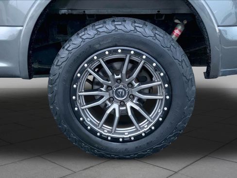 Used 2018 Ford F150 Lariat AWD/4WD image 11