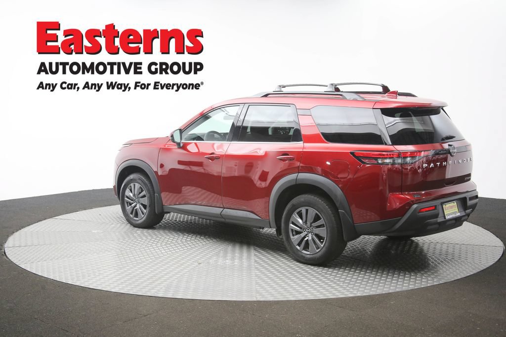 Used 2024 Nissan Pathfinder SV AWD/4WD image 66