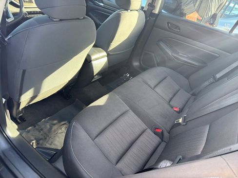 Used 2024 Nissan Altima 2.5 SV image 15