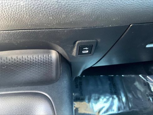 Used 2024 Toyota Corolla LE FWD image 18