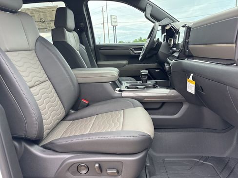 New 2026 Chevrolet Silverado 1500 ZR2 AWD/4WD image 20