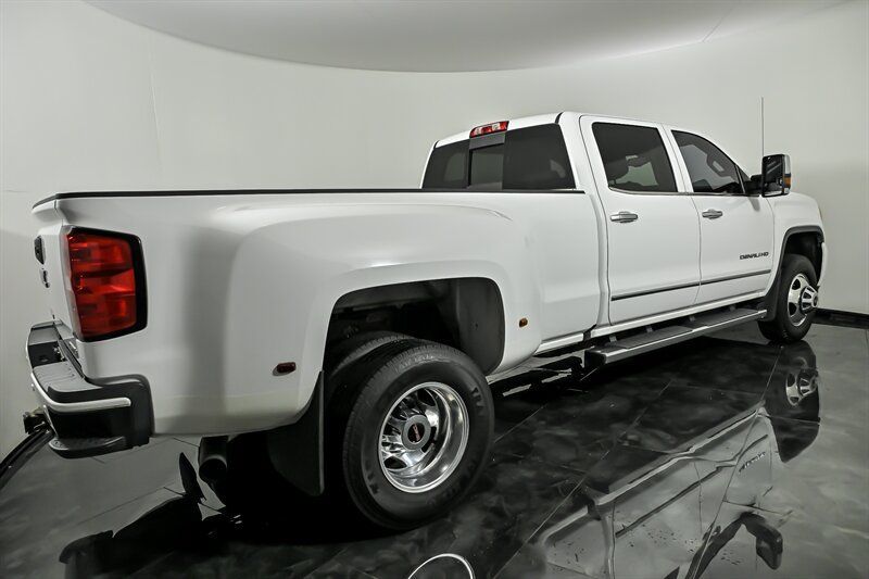 Used 2016 GMC Sierra 3500 Denali w/ Duramax Plus Package AWD/4WD image 9
