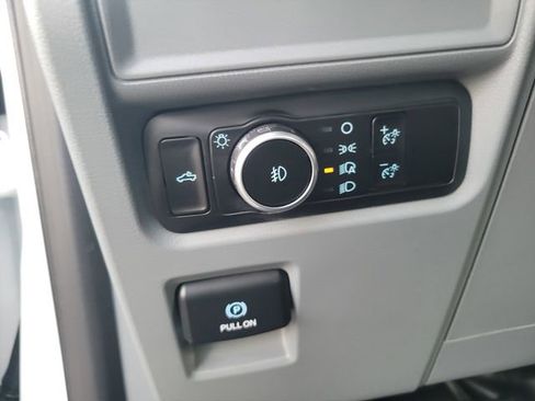 Certified 2023 Ford F150 XL w/ XL Chrome Appearance Package image 17