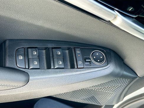 New 2026 Kia Seltos EX FWD image 18