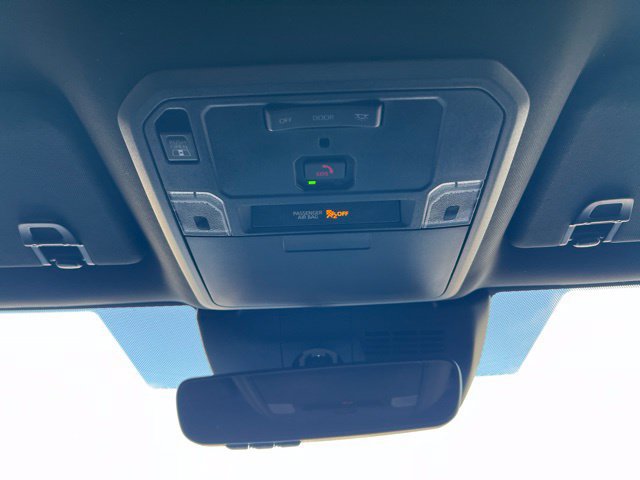 Used 2025 Toyota Tacoma SR5 AWD/4WD image 25