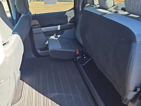 Used 2022 Ford F150 XLT w/ Equipment Group 302A High image 15