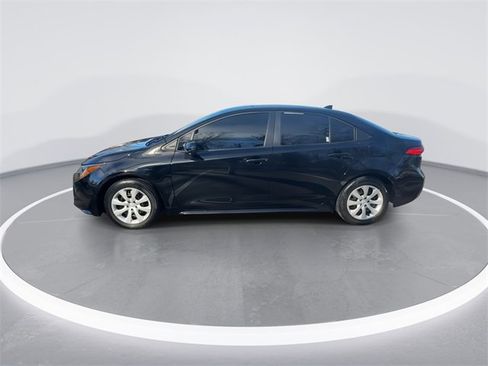 Used 2024 Toyota Corolla LE image 5