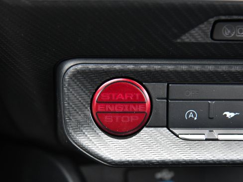 Used 2024 Ford Mustang Premium image 31