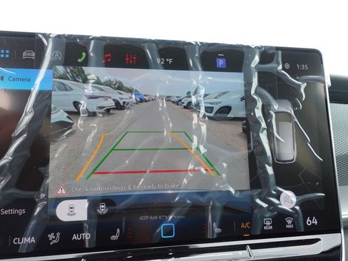 New 2026 Volkswagen Tiguan SE image 25