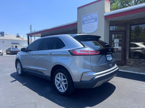 Used 2021 Ford Edge SEL FWD image 3