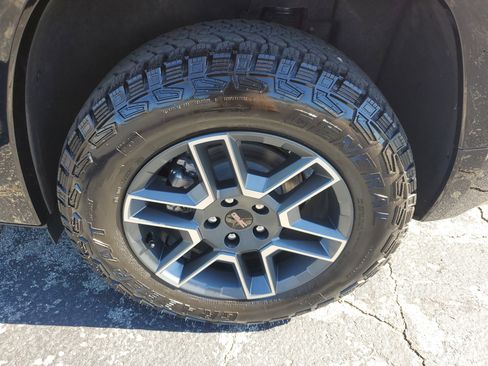 New 2026 GMC Terrain AT4 image 7