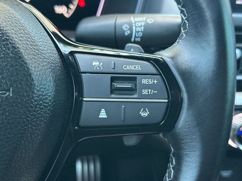 Used 2025 Honda Civic Sport image 25