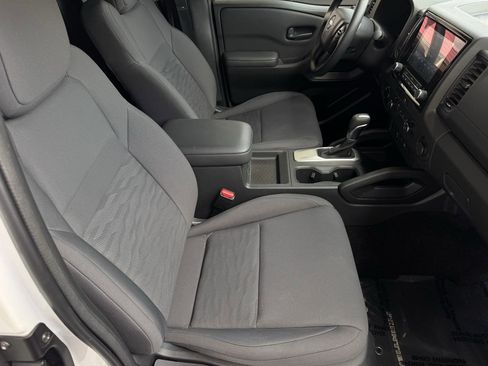 Used 2023 Nissan Frontier S w/ Technology Package AWD/4WD image 19