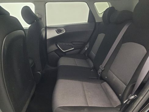 Used 2021 Kia Soul LX FWD image 18