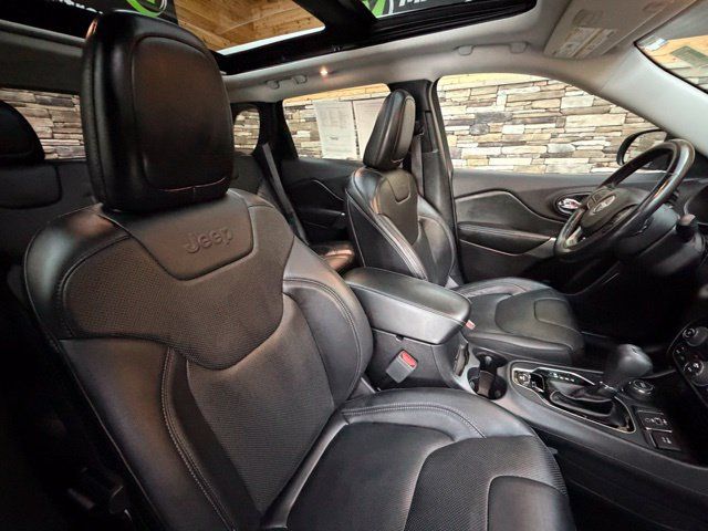 Used 2020 Jeep Cherokee Limited AWD/4WD image 17