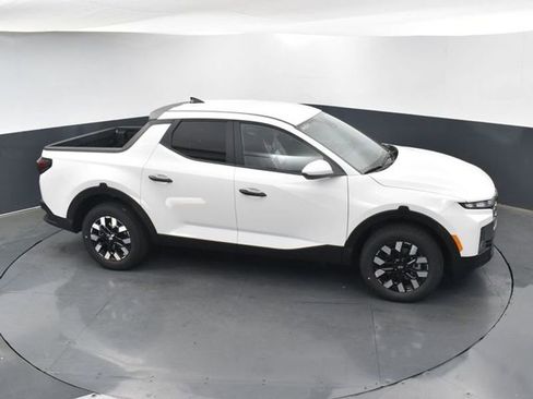 Used 2025 Hyundai Santa Cruz SE image 27