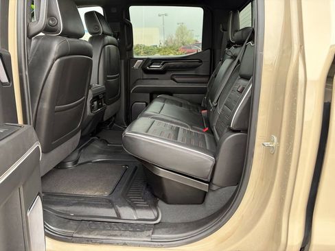 Used 2023 GMC Sierra 1500 AT4X AWD/4WD image 30