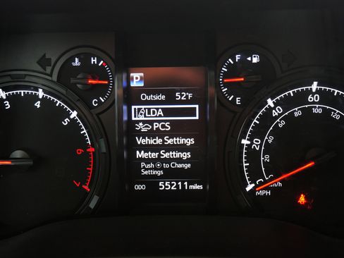 Used 2021 Toyota 4Runner SR5 Premium w/ Moonroof Package image 19